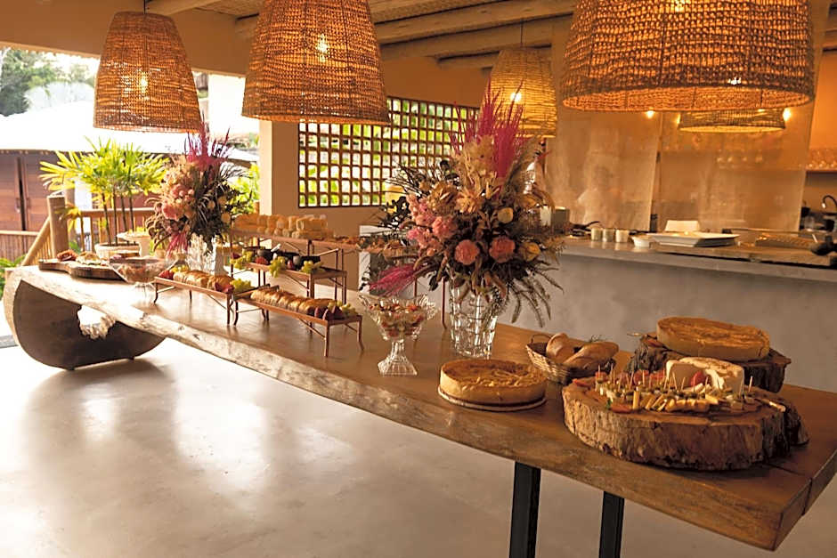 Boate, Beach Tennis & bangalôs STAFF Completo