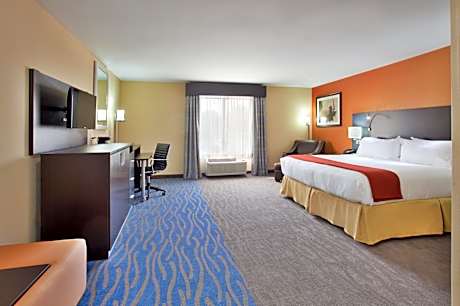 Executive Suite - Non-Smoking