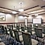 La Quinta Inn & Suites by Wyndham DFW Airport West - Euless