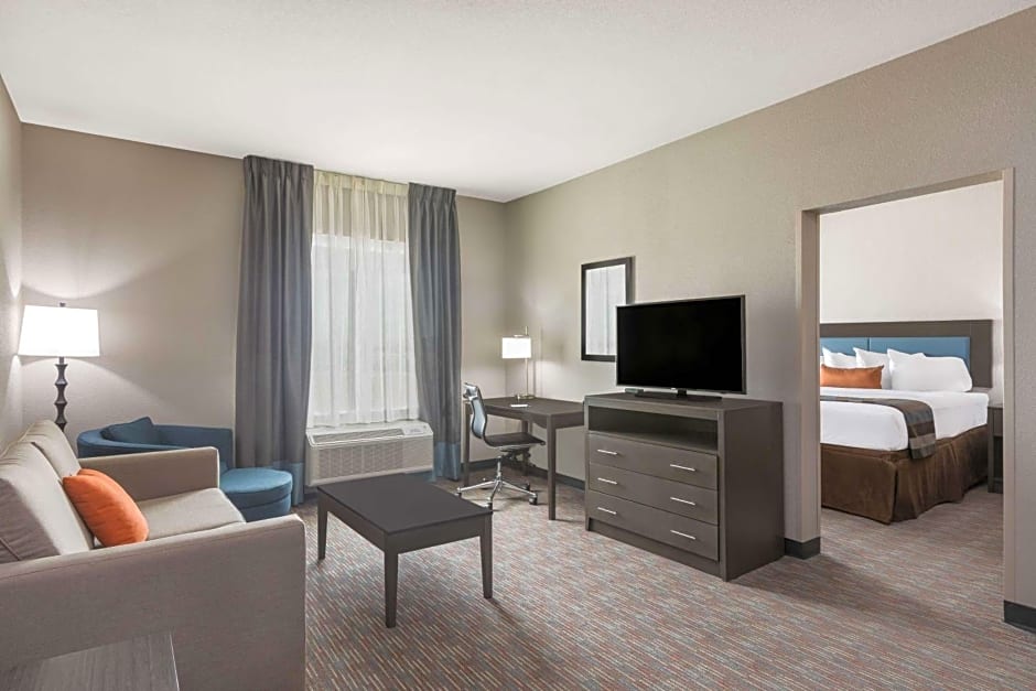 Wingate by Wyndham Lubbock