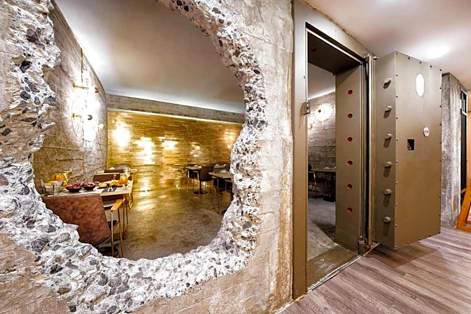 Design Plus Bex Hotel