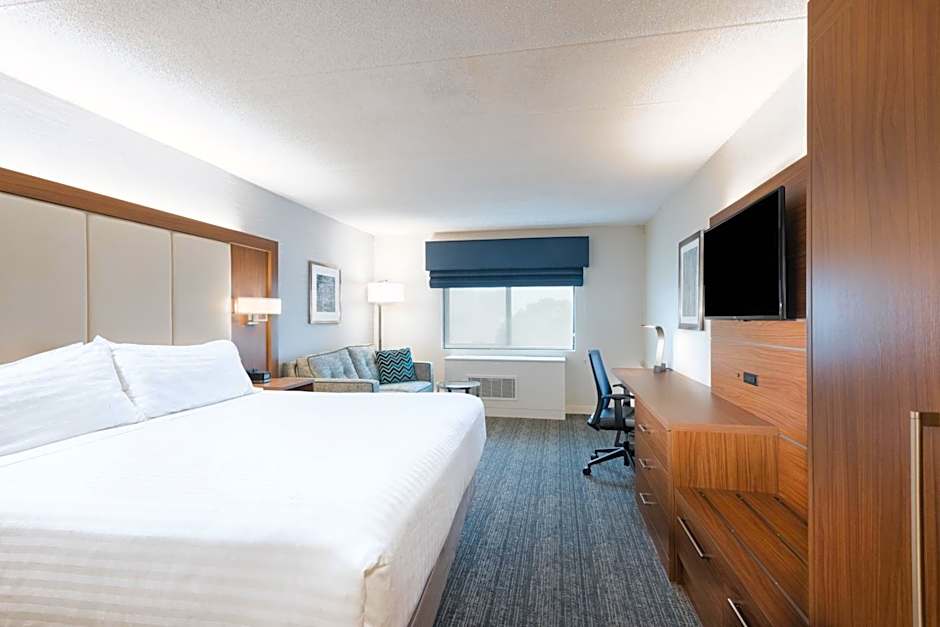 Holiday Inn Express Boston-Waltham By IHG