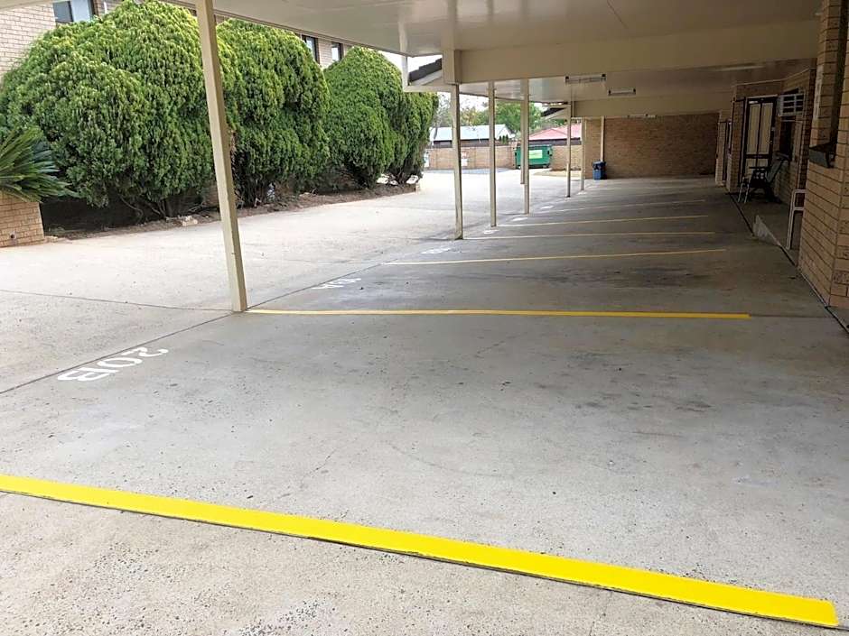 Jacaranda Place Motor Inn