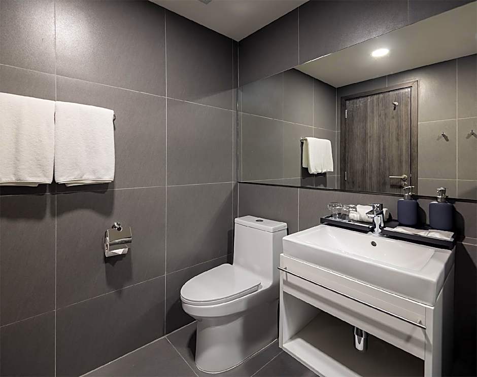 Travelodge Phuket Town