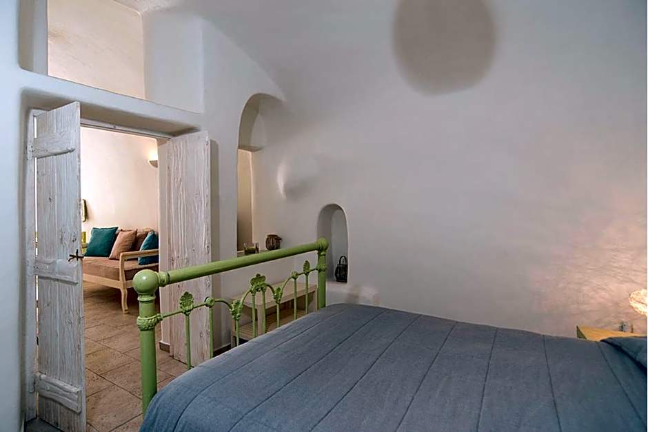 Blue Dolphins Apartments