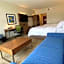 Holiday Inn Express & Suites Aurora By IHG