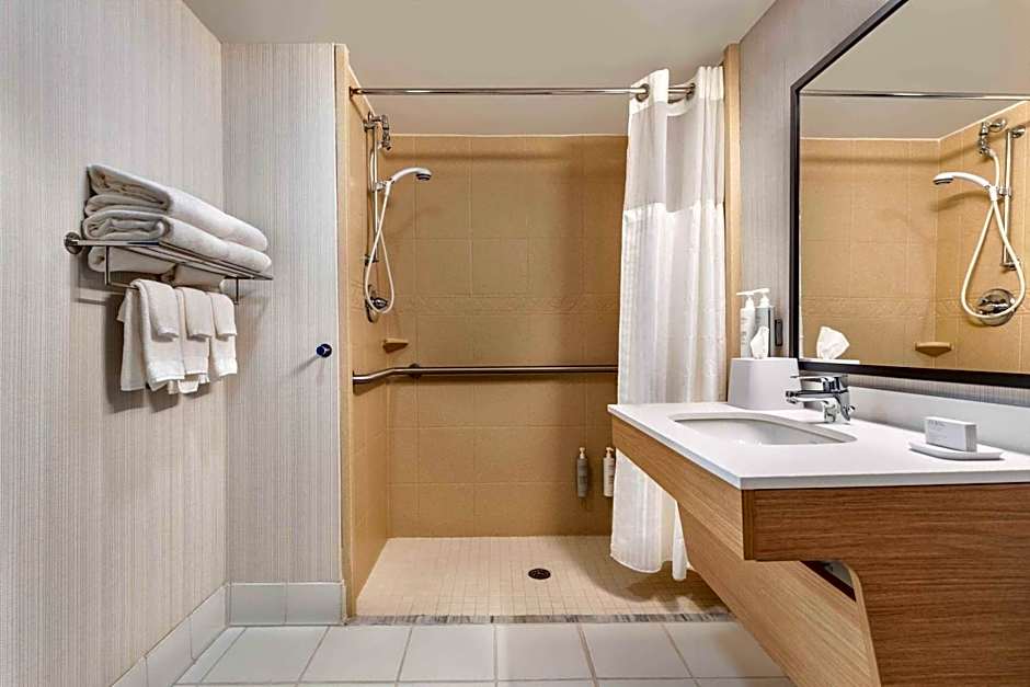 Spark By Hilton Charlotte Tyvola I-77