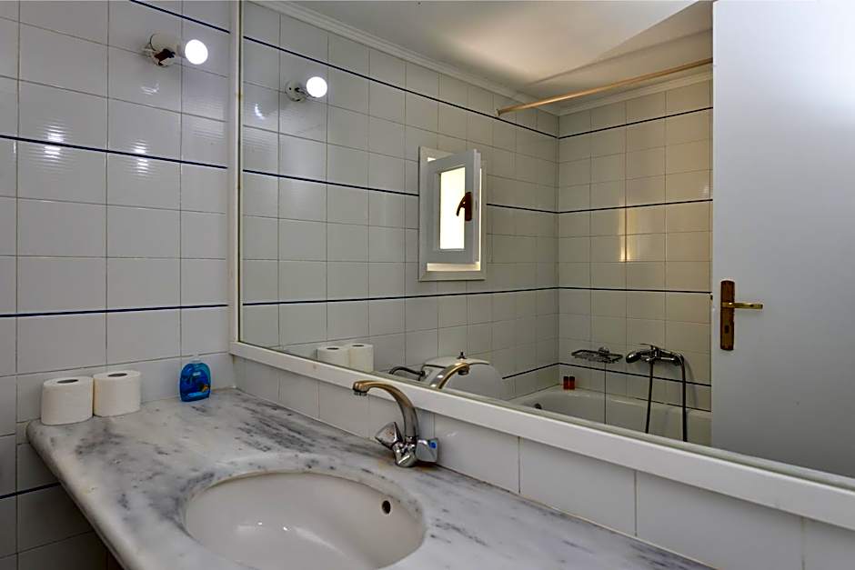 Surfing Beach Village Paros