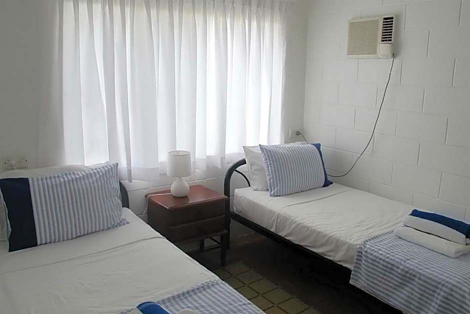 Apollo Jewel Beachfront Apartments