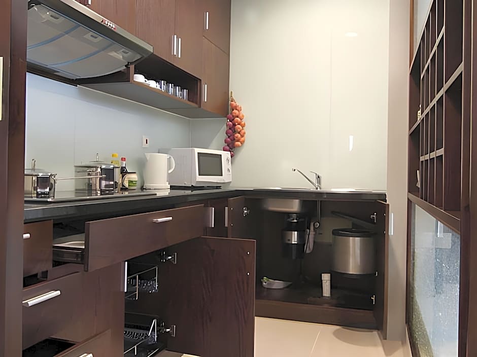 Mayfair Suites Serviced Apartment