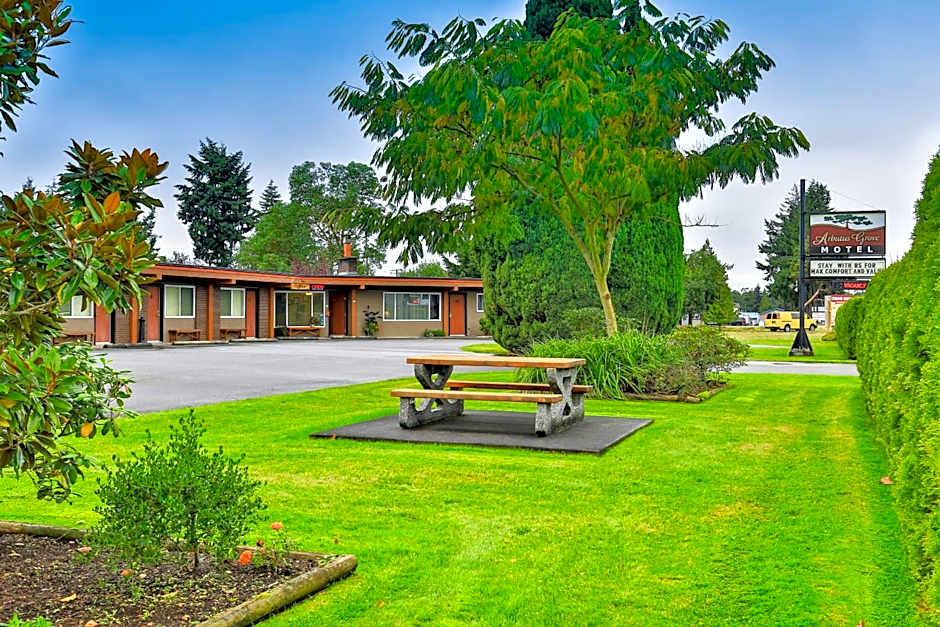 Arbutus Grove Motel