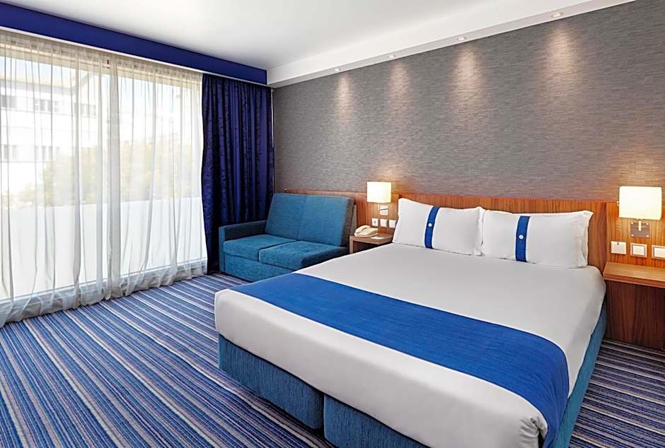 Holiday Inn Express Lisbon Alfragide By IHG