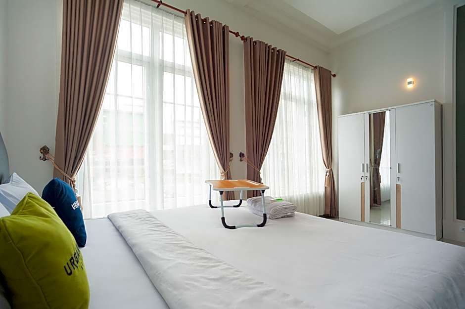 Urbanview Hotel Bong Gajah Lampung