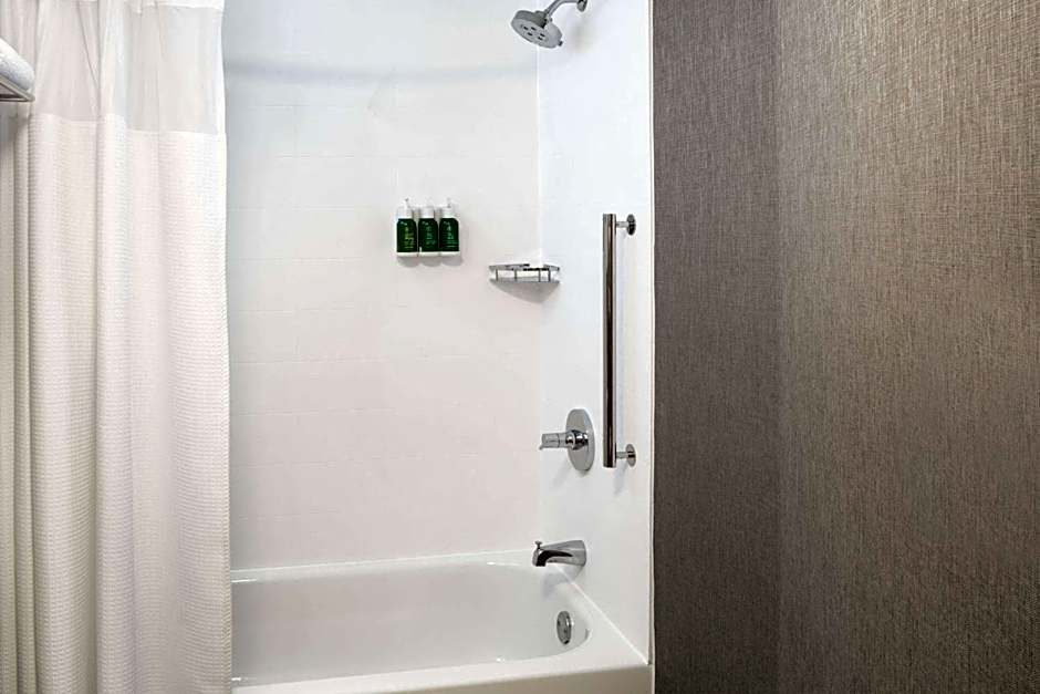 Sonesta Select Seattle Renton Suites