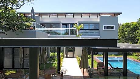 Panther Bay Boutique Hotel