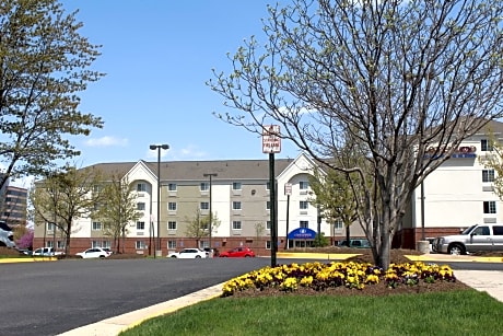 Candlewood Suites Washington-Dulles Herndon, an IHG Hotel