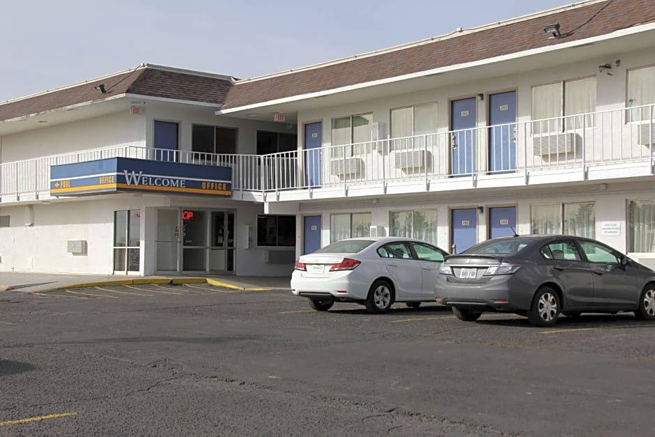 Motel 6-Goodland, KS