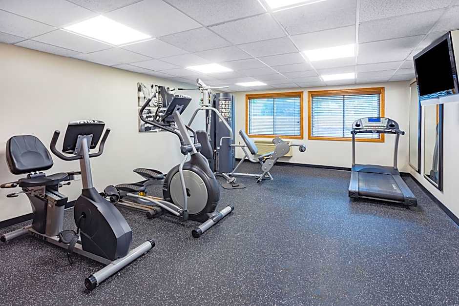 Baymont by Wyndham Brooklyn Center