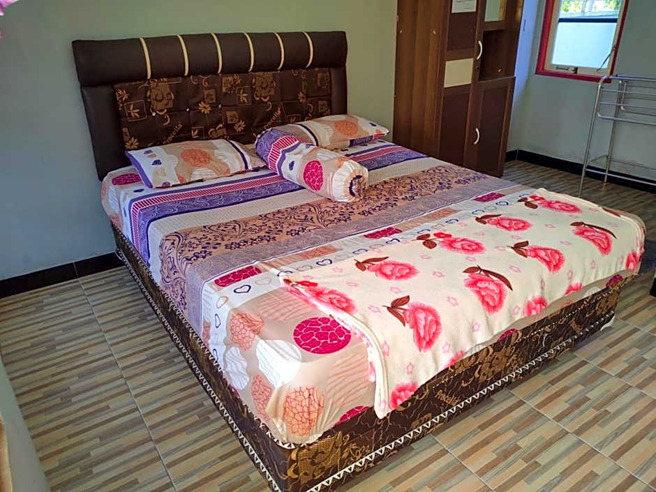 Adihan Homestay Mitra RedDoorz