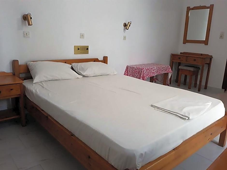 Andavis Hotel-Adults Only