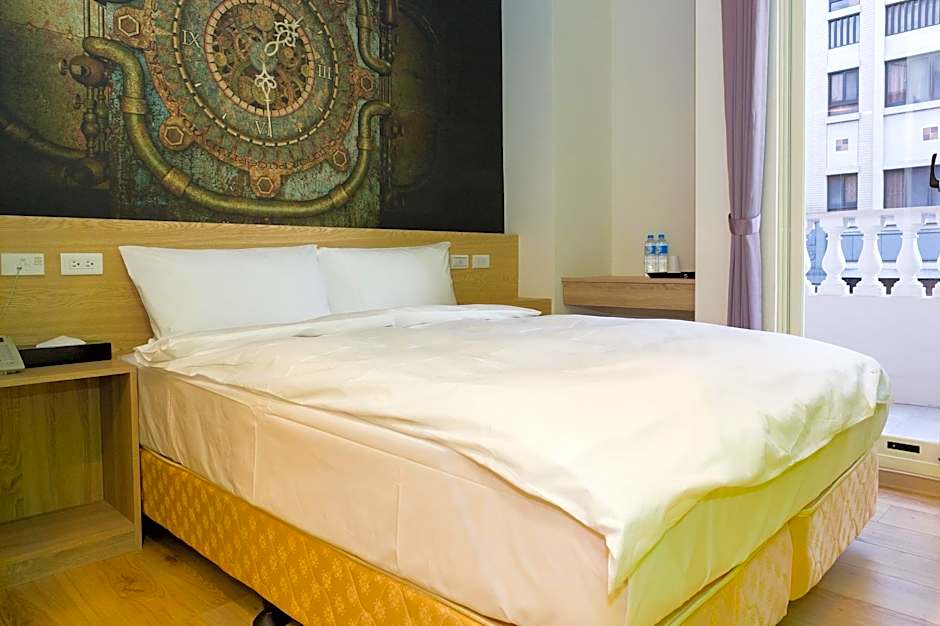 CHECK inn Express Taichung Yizhong