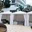 Beautiful penthouse condo with stunning views of both ocean and city