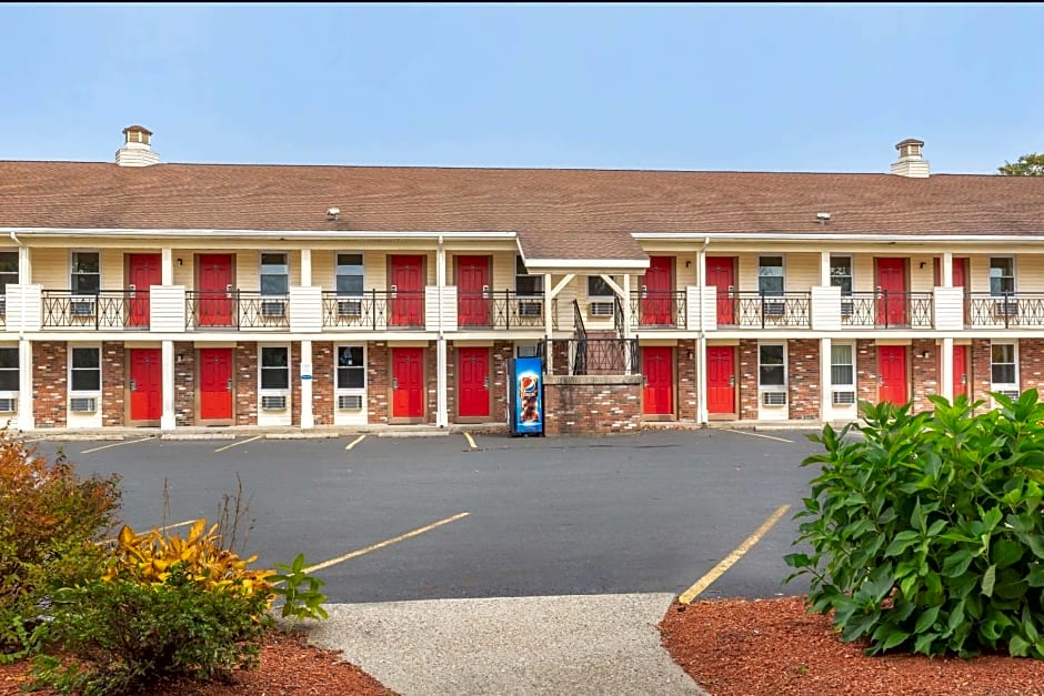 Econo Lodge Sturbridge