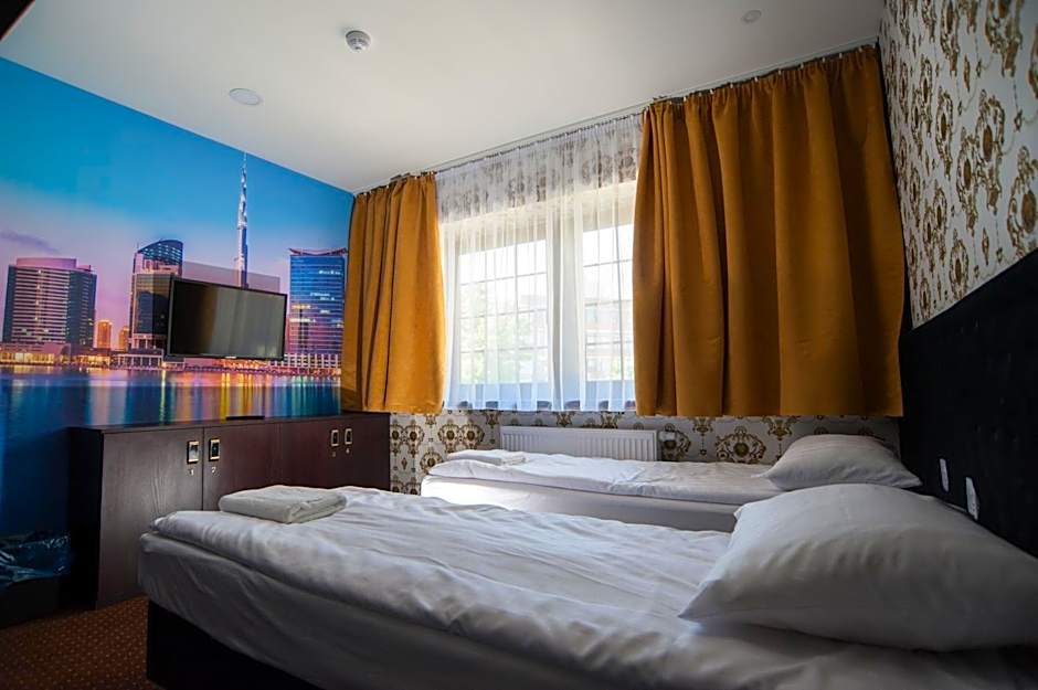 World Hostel - Old Town