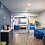 stayAPT Suites Pensacola-UWF/Florida Hospital Area