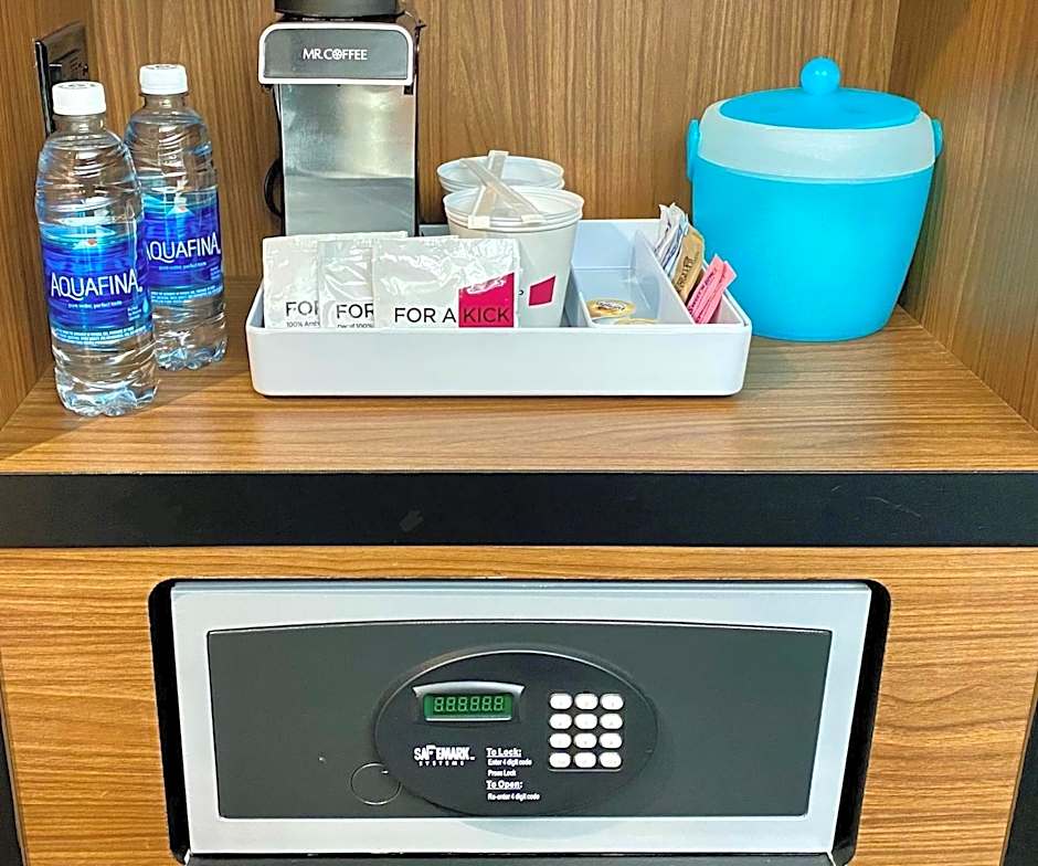 Aloft Raleigh Durham Airport Brier Creek