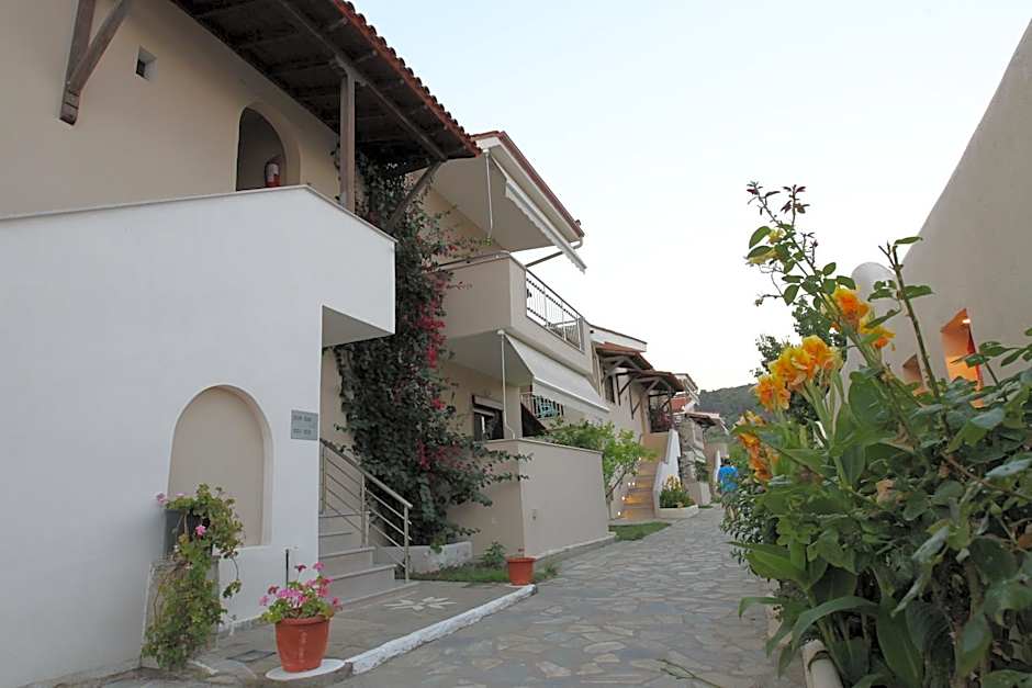 Meliton Inn Hotel & Suites by the beach