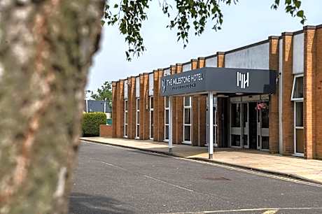 Milestone Peterborough Hotel A1M, Sure Hotel Collection by Best Western