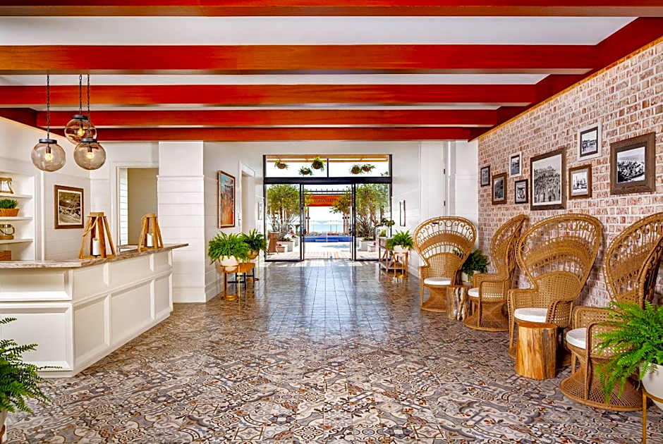 The Historic Cavalier Hotel and Beach Club, Autograph Collection