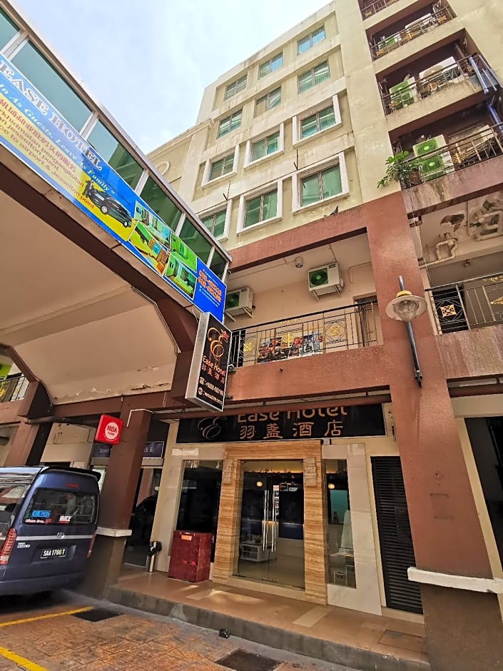 Ease Hotel