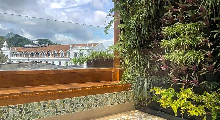 The Radh Hotel