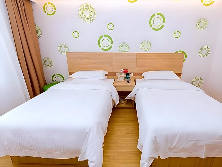 GreenTree Inn Yichang Wanda Binjiang