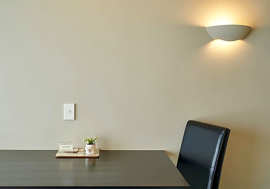 Azena Suites & Apartment