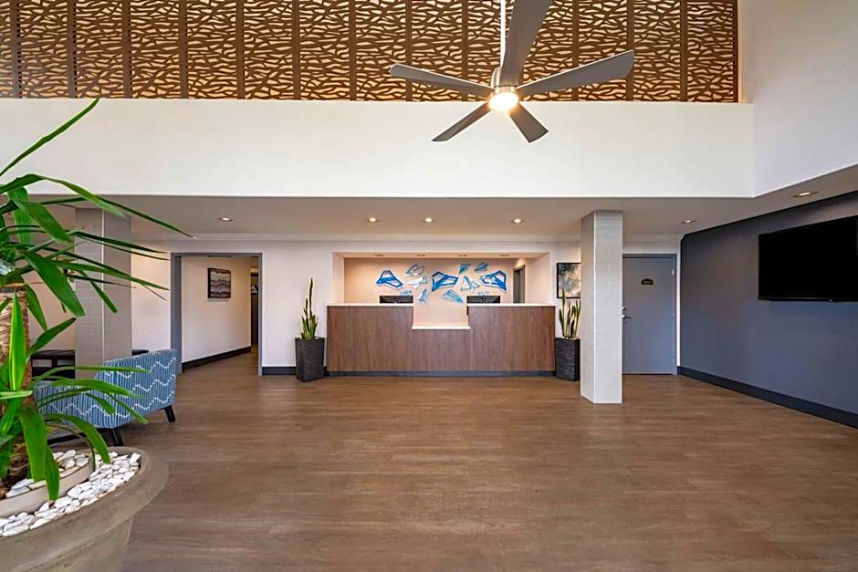 Best Western Inn & Suites Lemoore