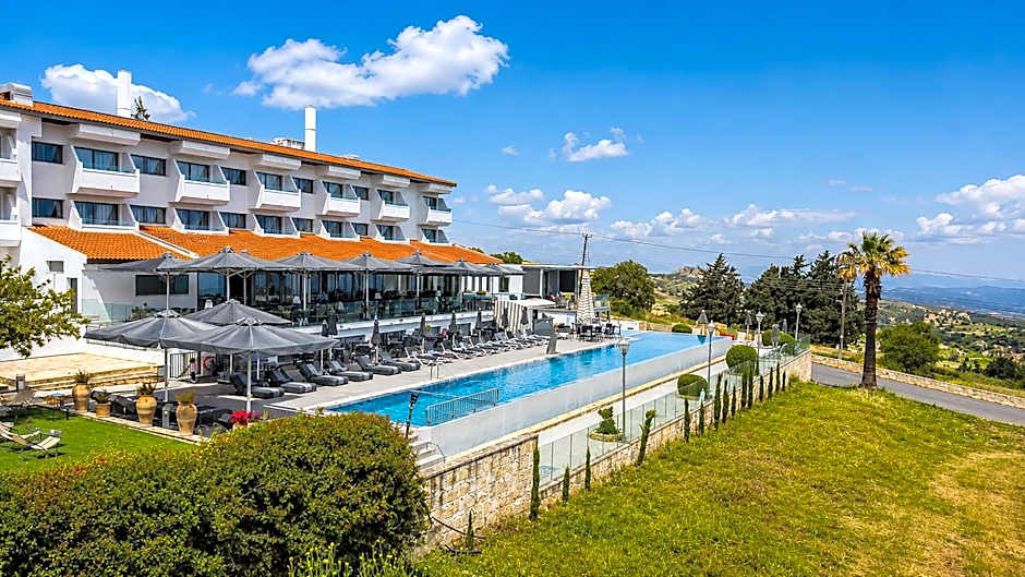Droushia Heights Hotel