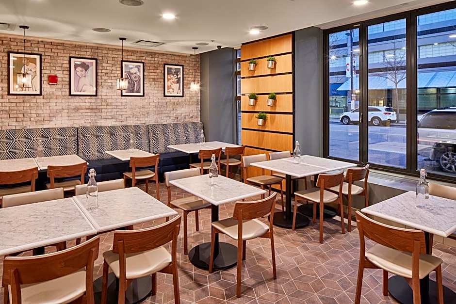 Hotel Indigo Cleveland Downtown by IHG