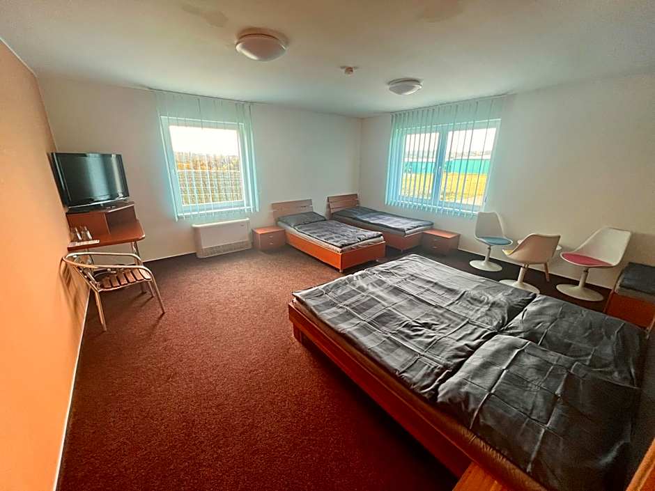 Hotel CAVOK letiště Příbram