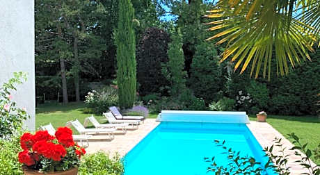 Maison Joussaume Latour