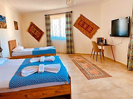 Quadruple Room with Balcony