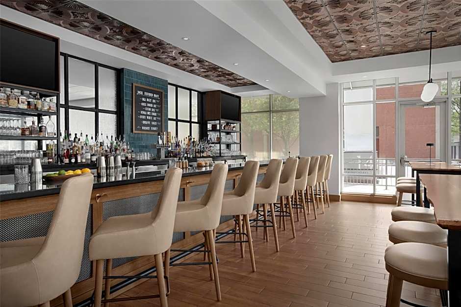 Hilton Garden Inn Denver Downtown