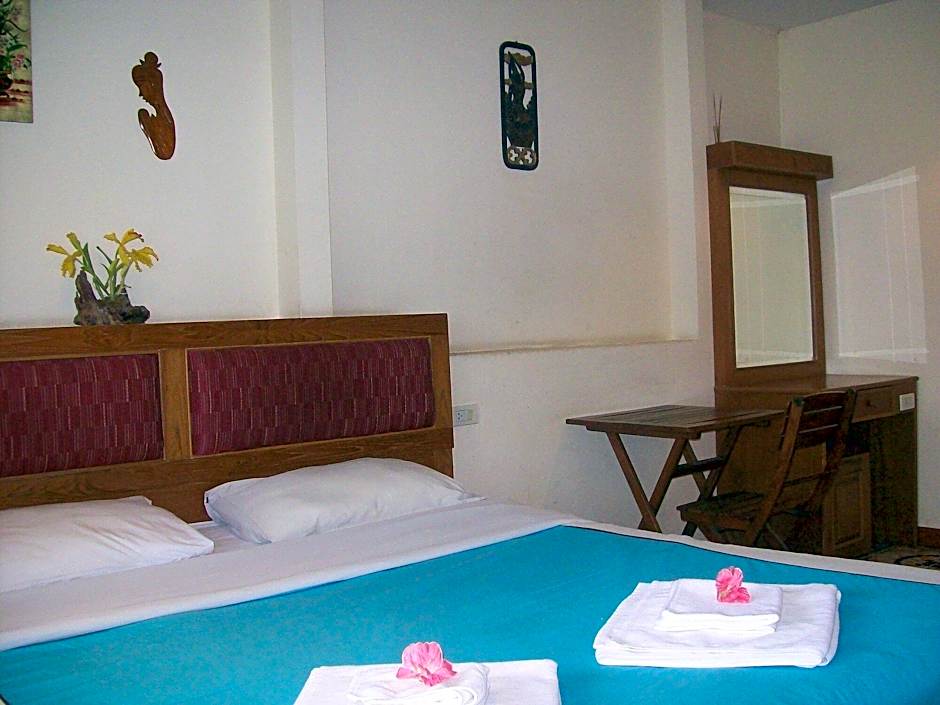 Chaiyapoon Inn