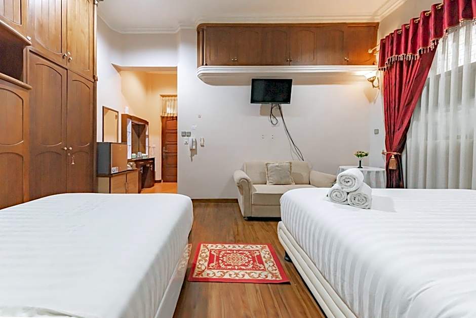 Urbanview Hotel Villa Surya Bandung