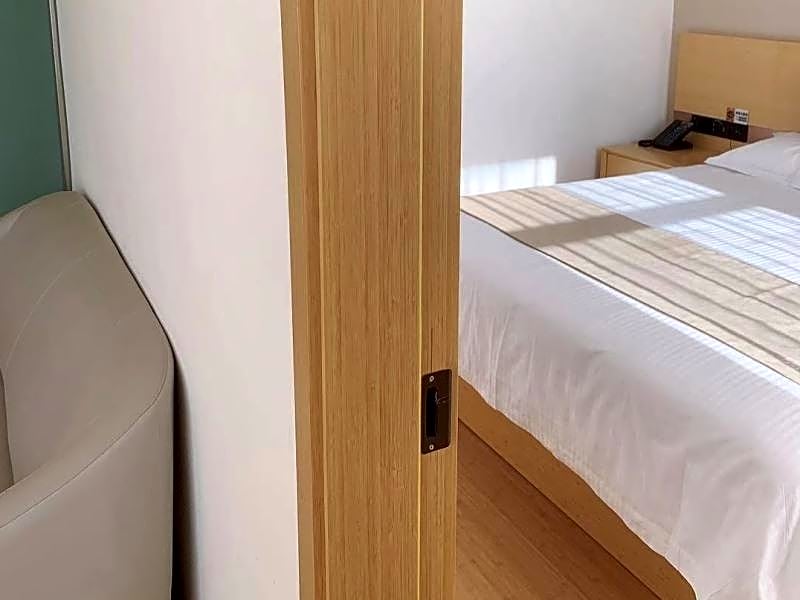 GreenTree Inn Langfang Dachang Studio City