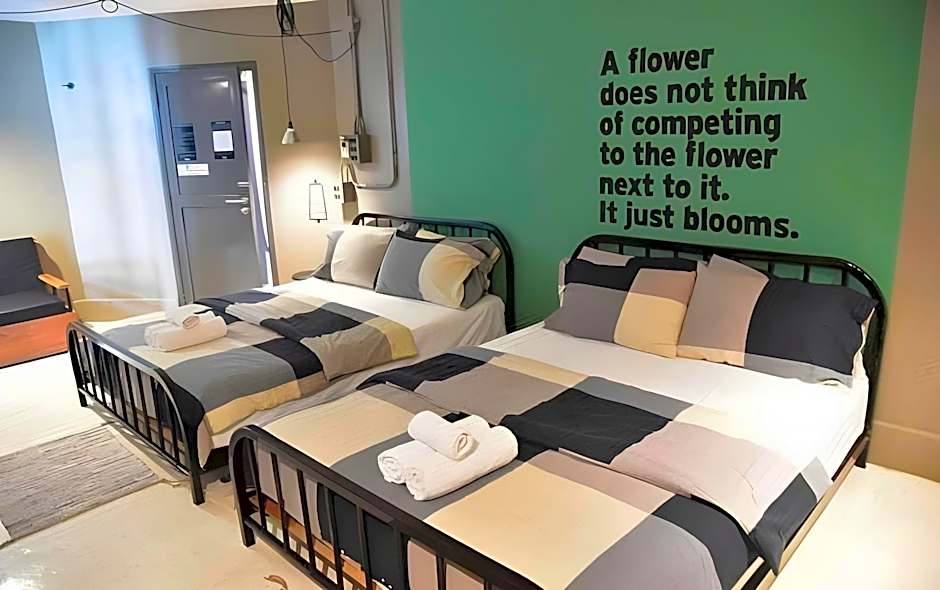 Hand hotel