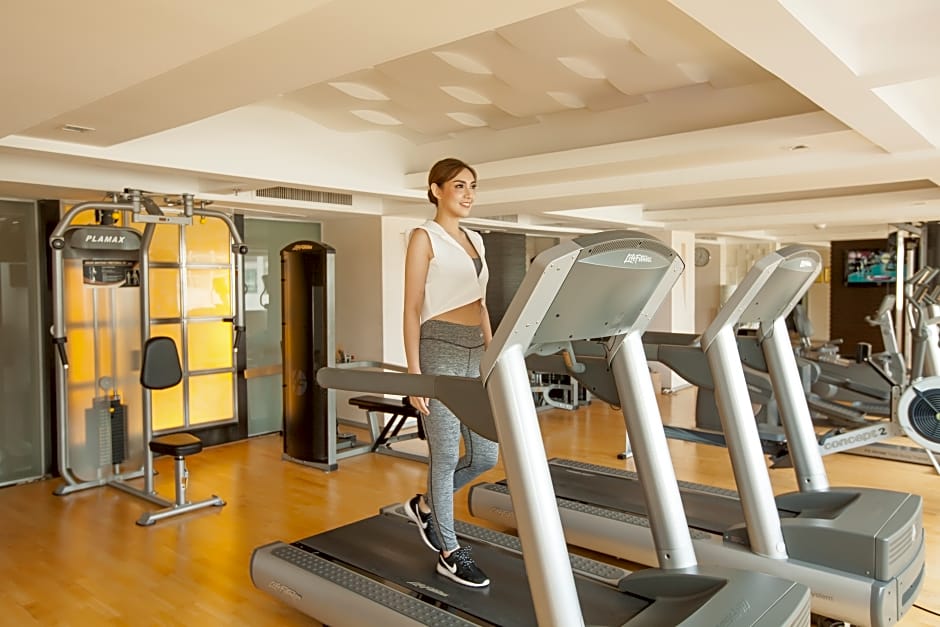 Ramada Plaza by Wyndham Bangkok Menam Riverside