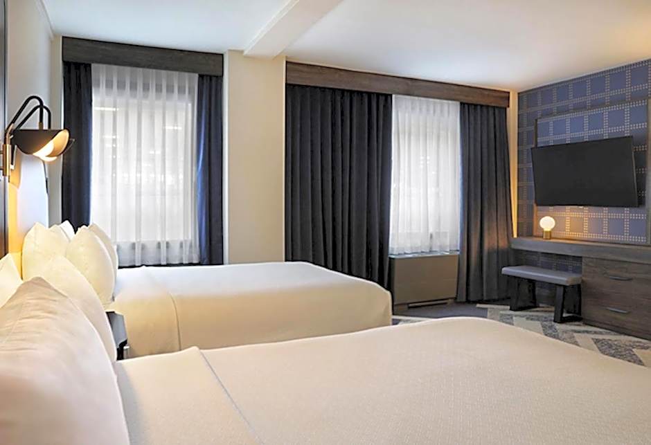 The Brock Niagara Falls Fallsview, Tapestry by Hilton